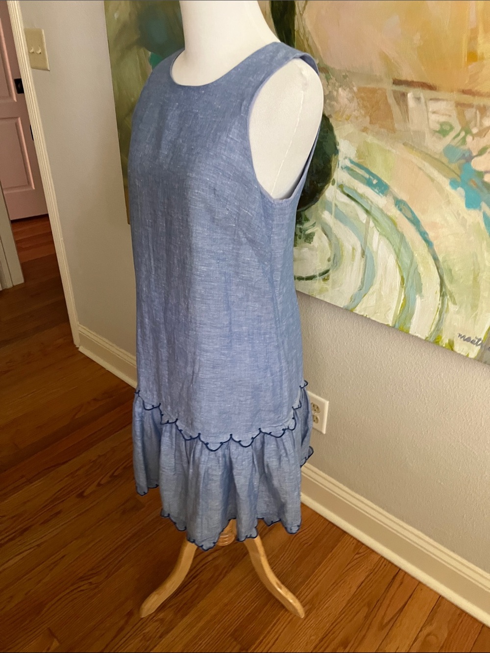 Ann Taylor Chambray Flounce Shift Dress size 4 scalloped - Picture 5 of 16